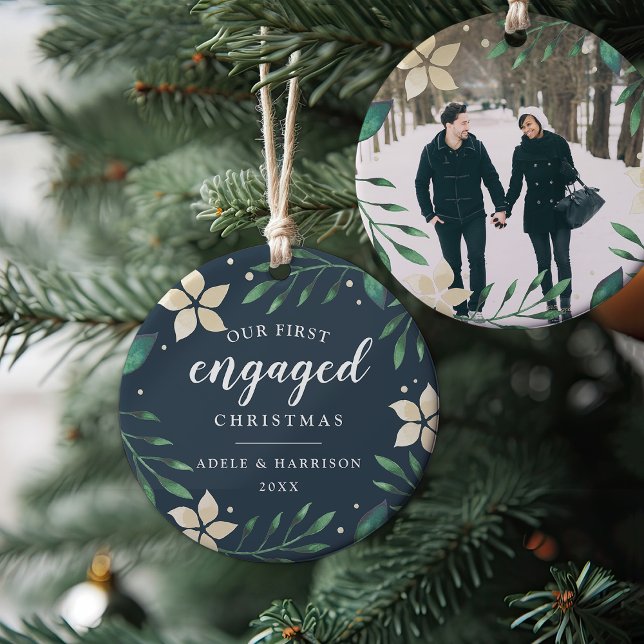 Bright Boughs | Julfoto, första aktiverat Julgransprydnad Keramik (Skapare uppladdad)