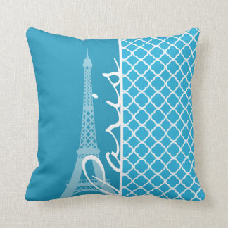 Bright Cerulean Quatrefoil Kudde