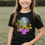 Bright Neon Rosa Glow Disco Boll Dance Birthday T Shirt<br><div class="desc">Disco Party är utformat med levande nyglödglöd ljus i blått,  rosa och lila,  och text i rosa och gult,  underbar för dansdisco-födelsedagsfester för flickor.</div>
