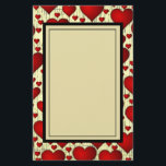 Bright Red Romantic Hearts Mönster Brevpapper<br><div class="desc">En mönster av ljusröda romantiska hjärtan,  några stora små på gultens bakgrund. Det är intressant att tittar struktur mellan hjärtat och ge. Centrumet har en svart gräns över färgaden för enkel skrivning.</div>