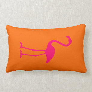 Bright Rosa Flamingo på Orange Lumbarkudde
