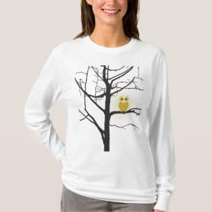 Bright Uggla Sitta på torr Träd Gren T-shirt