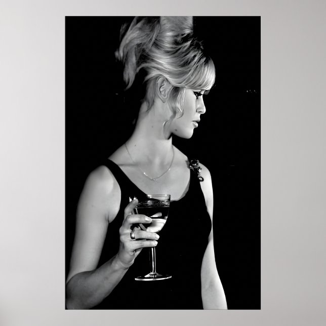 Brigitte Bardot tryck, Kvinna som dricker vin affi Poster (Framsidan)