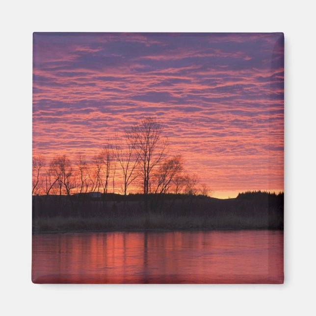 Briljande solnedgång i Calamus-floden Magnet (Framsidan)