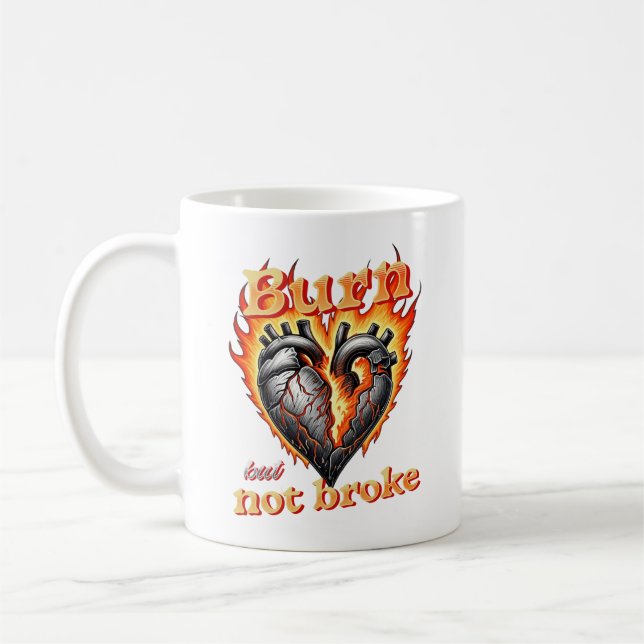 Brinn men inte trasig kaffemugg (Vänster)