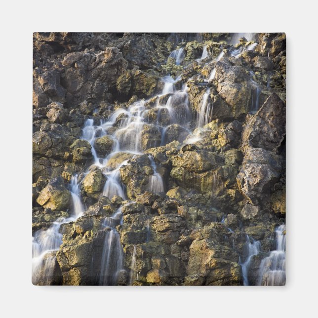 Brinnedfall från vulkaniska sten 2 magnet (Framsidan)