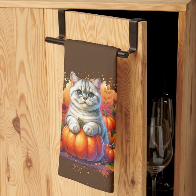 British Shorthair Cat med Pumpkin Kökshandduk (Thirds Fold)