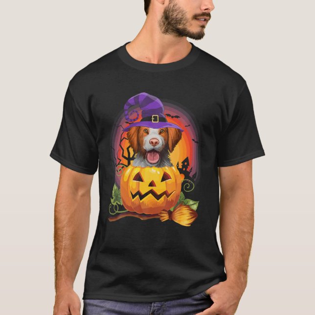 Brittany Spain Witch Pumpkin Halloween Hund älskar T Shirt (Framsida)