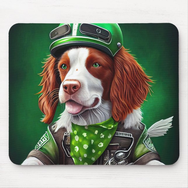 Brittany Spanska som kör cykel St. Patrick's Day Musmatta (Framsidan)