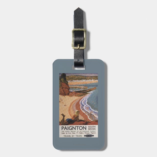 Brittisk järnvägflicka som tittar över en klippa bagagebricka (Vertikal Framsida)