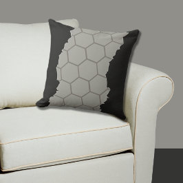 Brken Stylized Grått Honeycomb Mönster Kudde