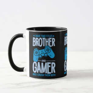 Broder med två titlar och spelare mugg
