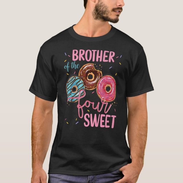 Broder till den söta fyrafjärde Donut-dagen Party T Shirt (Framsida)