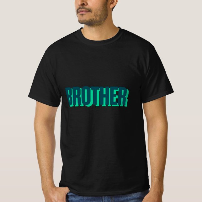 Broder tryck T-Shirt (Framsida)