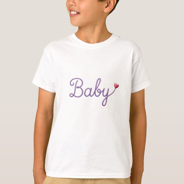 Broderad bebishjärta t shirt (Framsida)