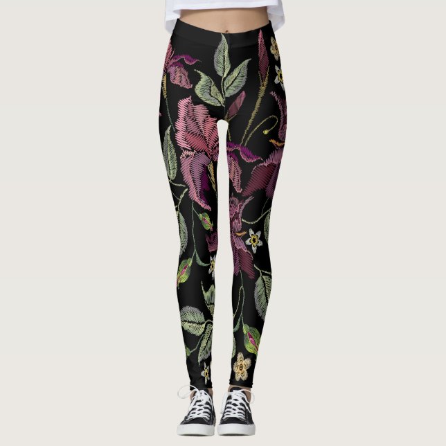 Broderad Lila Irises Black Background. Leggings (Framsida)