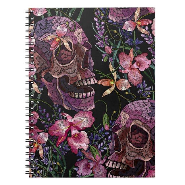 Broderier, humant skalle och rosa, orchidblommor anteckningsbok (Framsidan)