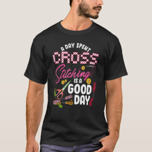 Broderiy Ringar-projekt som tillbringas en dag i K T Shirt