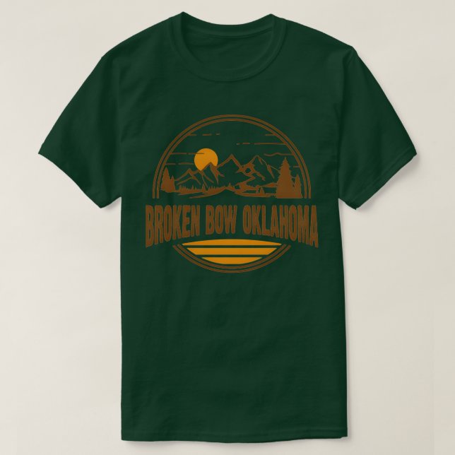 Broken Bow Oklahoma Moain Hiking 1 T Shirt (Design framsida)