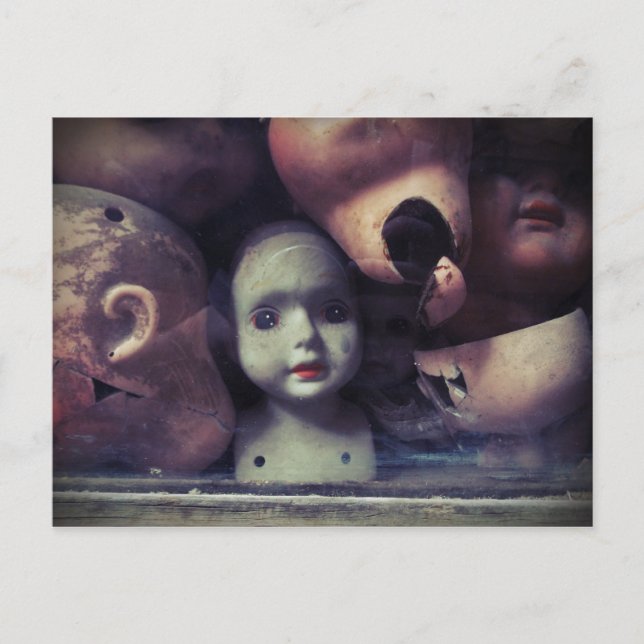Broken Dolls Vykort (Framsida)
