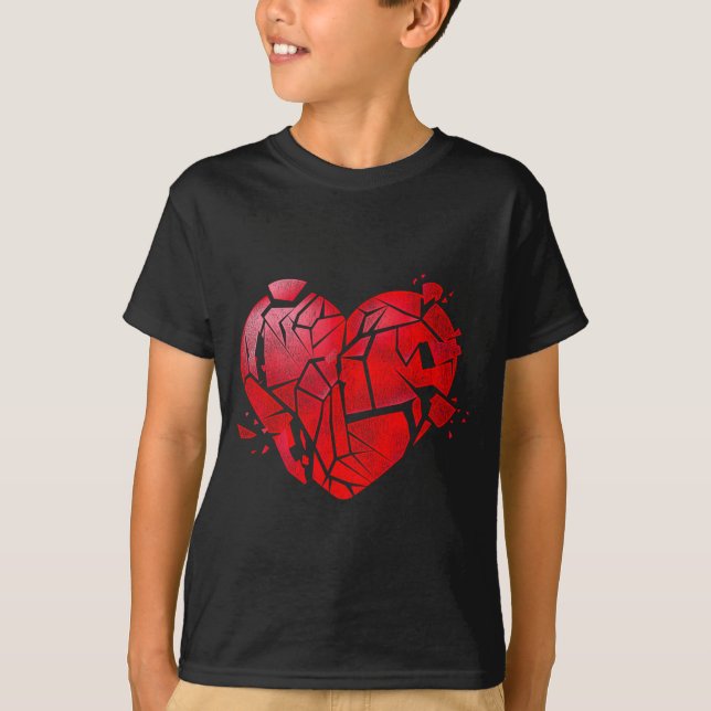 Broken Heart Anti Valentines Day  T Shirt (Framsida)