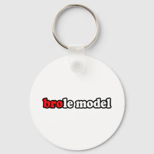 BROLE MODELLERAR NYCKELRING