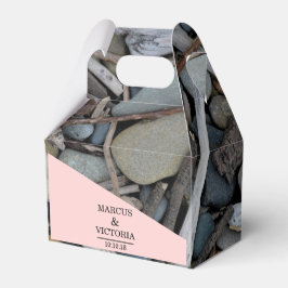 Bröllbröllop med borrträd presentaskar