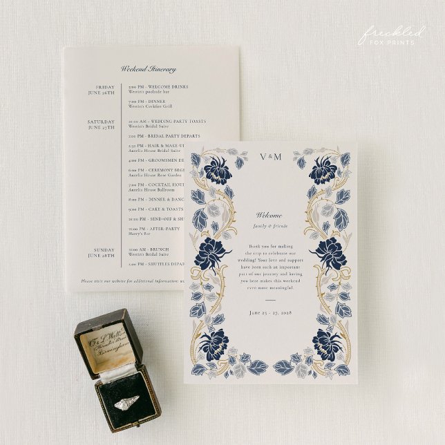Bröllitschema i marinblå Art Nouveau med blomsterd Inbjudningar (Navy Blue and Gold Art Nouveau Wedding Welcome and Weekend Itinerary Card)