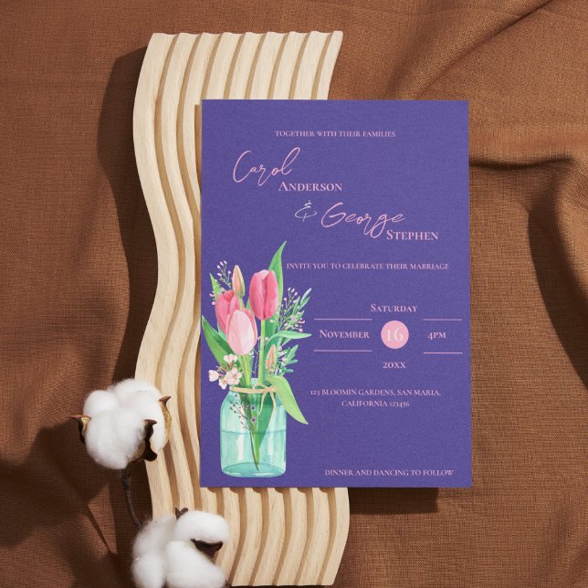 Brölloksinbjudan till lila och  Tulip Mason Burk Inbjudningar (Purple & Blush Tulip Mason Jar Wedding Invitation)