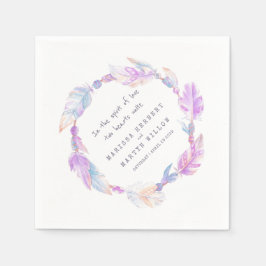 Bröllop bohemiska fjädrar och pärlor lila blöjor pappersservett