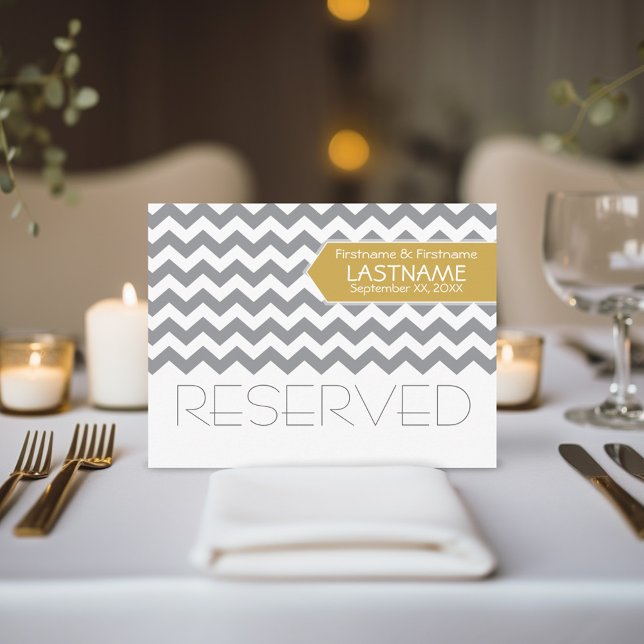 Bröllop Bord RESERVED Sigmen Modern Chevron Vykort (Mod Chevron Gold Grey reserved wedding table sign)
