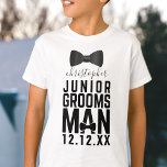 Bröllop Bow Tie Junior Groomsman T-Shirt<br><div class="desc">Behandla dina underordnade marskalkar för att matcha bögar för underkuvande groomsmanskjortor! Lägg bara till deras namn och er bröllop-dejt och få dem att tacka era gäster med deras vänlighet. Perfekt för bröllop-repetitioner</div>