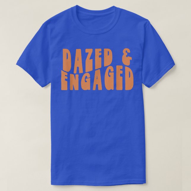 Bröllop Brud Brudtärna Mysig Förlovad E T Shirt (Design framsida)