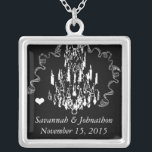 Bröllop Chandelier-årsjubileum Silverpläterat Halsband<br><div class="desc">Behåll Necklaces Välj antingen Silver Plattat Guld Avsluta eller Sterling silver Unik Personlig Anpassningsbar !st Bröllopsfest för julklapp av Bröllop Keepsakt Necklaces - om du vill ändra bakgrund färg - klicka på anpassa - klicka på redigera - välj sista verktyg i rullgardinsmenyn och välj från ett av de färger som...</div>
