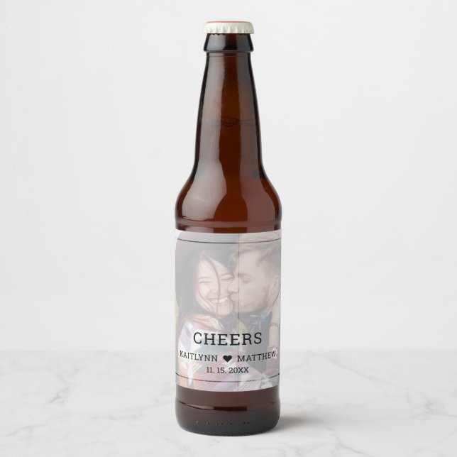 Bröllop Cheers Fotominimalistisk modern typografi Ölflaska Etikett (Framsida)