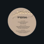 Bröllop Elopement Middag String Ljus Brown Kraft Meny<br><div class="desc">Modern Rustic Brown Kraft,  String Ljus,  Round Plate Fores,  Bröllop elopement Middag Menu. Ett perfekt-menykort för din stora dag. Du kan ändra skriptteckensnittet färg och ändra menyn innehåll och typsnitt för att uppfylla dina behov.</div>