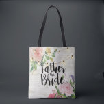 Bröllop Far vid Bride Wood Rosa Flower Light Tygkasse<br><div class="desc">Bröllop Far i Budens mamma Tote Bag-mallarna - Vintage Watercolor Rosa Flowers och Elegant String Ljus på Rustic Light White Tvättar Soft Wood Struktur Background. En Perfekt för din stora dag! Alla textstorlekar i Stil,  Färg kan anpassas efter dina behov.</div>