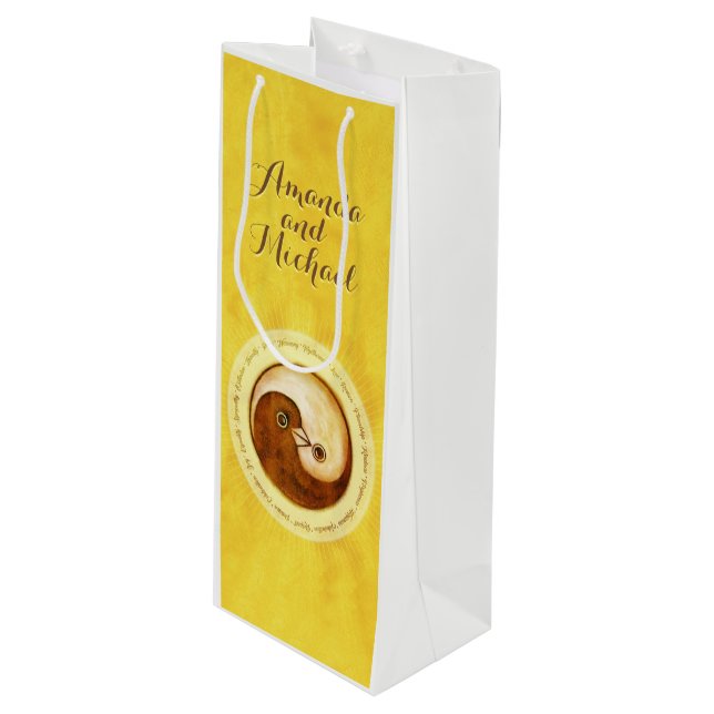 BRÖLLOP FLASKA GIFT BAG. Guld YinYang harmony dove (Framsidan Vinklad)