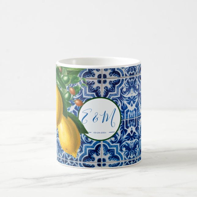 Bröllop Lemons Blue White Tile, sommarmonogram Kaffemugg (Center)