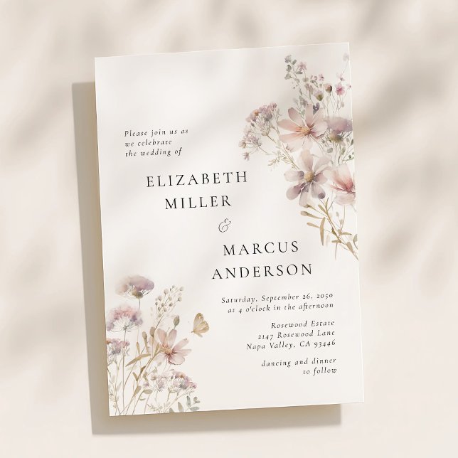 Bröllop med rosenskära vildblommor i boho-stil inbjudningar (Blush wildflower floral wedding invitation with soft pastel flowers and elegant modern typography)