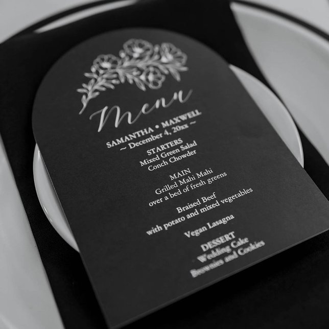Bröllop Menu för Svartvit Blommigt Inbjudningar (Black and white wedding stationery features a menu card by Do Tell A Belle)