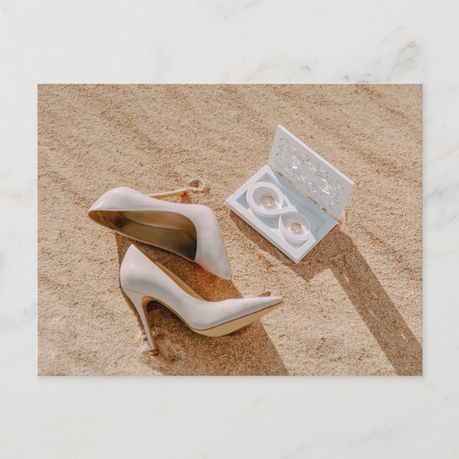 Bröllop och två bröllop ringar vykort (Framsida)