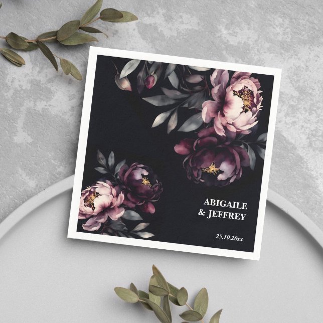 Bröllop personlig bordsprogram mörk moody peonier  pappersservett (Wedding personalized tableware dark moody burgundy peonies template napkins noir themed wedding )