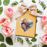 Bröllop Photo Hjärtformat Klistermärke<br><div class="desc">Med fotot och namn i chic,  är dessa små hjärtformade klistermärken roligt till använda som kuvertförseglingar,  på party favors och mycket annat.</div>
