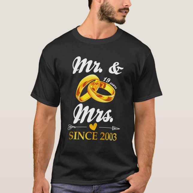 Bröllop Ring har gift sig med mr & Mrs sedan 2003. T Shirt (Framsida)