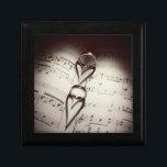 Bröllop Ring Hearts Music Smyckeskrin<br><div class="desc">En sammansättning bok vinklad bara höger gör att det eviga runda ringar blir till hjärtan.</div>