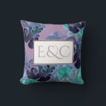Bröllop/Romantic Lavender och Teal Blommigt Kudde<br><div class="desc">Mjuka femininavtryck med dammig rosa,  lavender och turkos asymmetriskt shabby chic-blommönster och initialer av nygifta.</div>