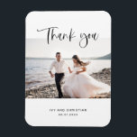 Bröllop Script Tack Photo Magnet<br><div class="desc">Tack för bröllop-fotot. Söt och enkelt svart skript. Fotot har matats in med namn och datum. Designad av Kimberly Brett.</div>