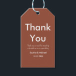 Bröllop Tack Brunt Terrakotta  Presentetikett<br><div class="desc">Bröllop Tack Presentetiketter med vit text på brunt terrakotta för bröllop,  bröllopsfest,  repetition middag,  bröllopsfest. Vänligen kolla in vår butikssamling nedan för matchande artiklar.</div>