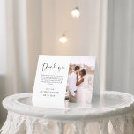 Bröllop Tack, fotominimalistisk modern Tack Kort<br><div class="desc">Tack,  bröllop,  ni kort som har ett foto på framsidan och baksidan. Tack-korten innehåller en modern handskriven kursiv skripttypografi som är elegant,  enkel och modern till använda efter att du bröllopsdag firande.</div>